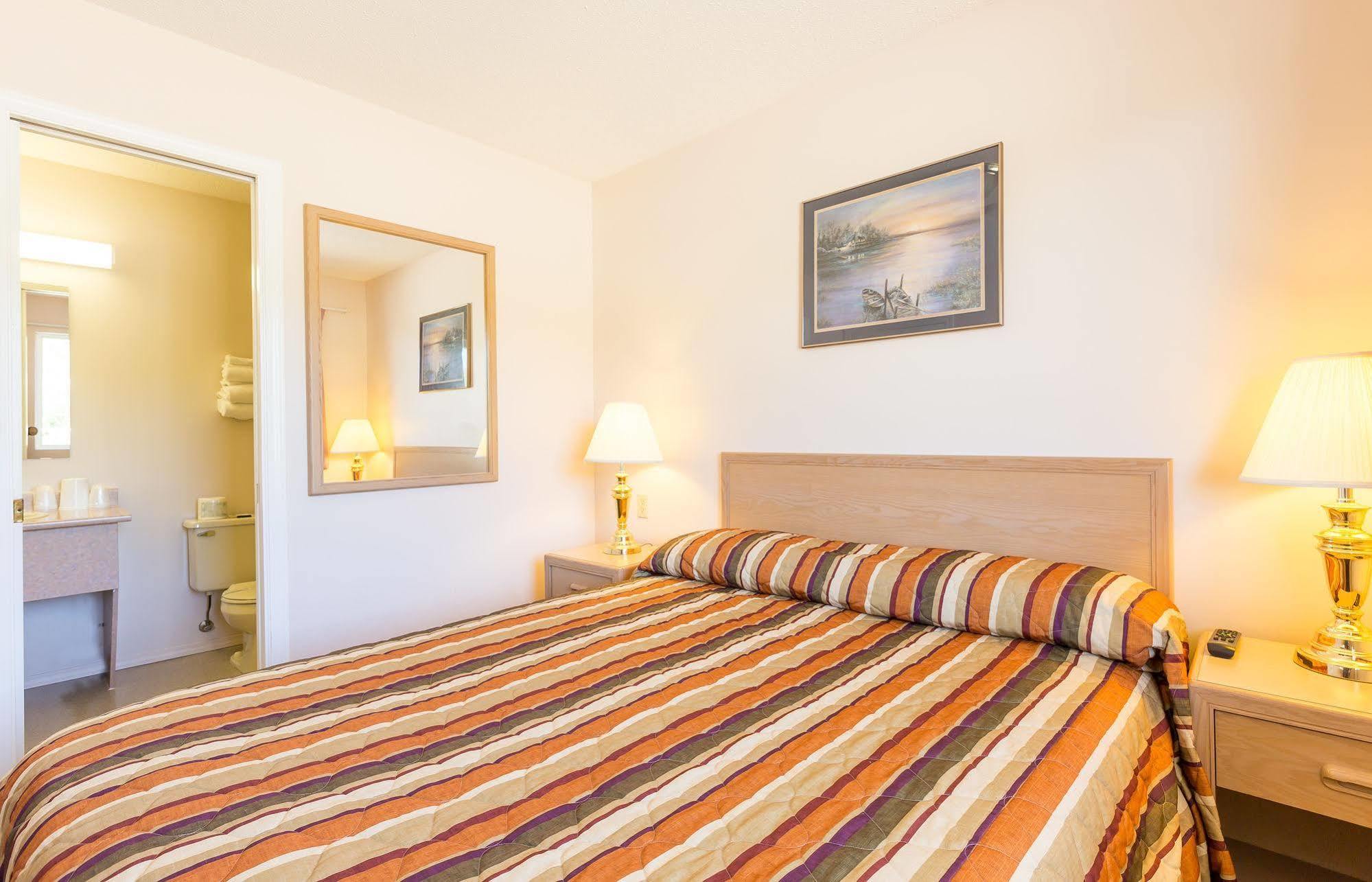 Bon Voyage Inn Prince George Kültér fotó
