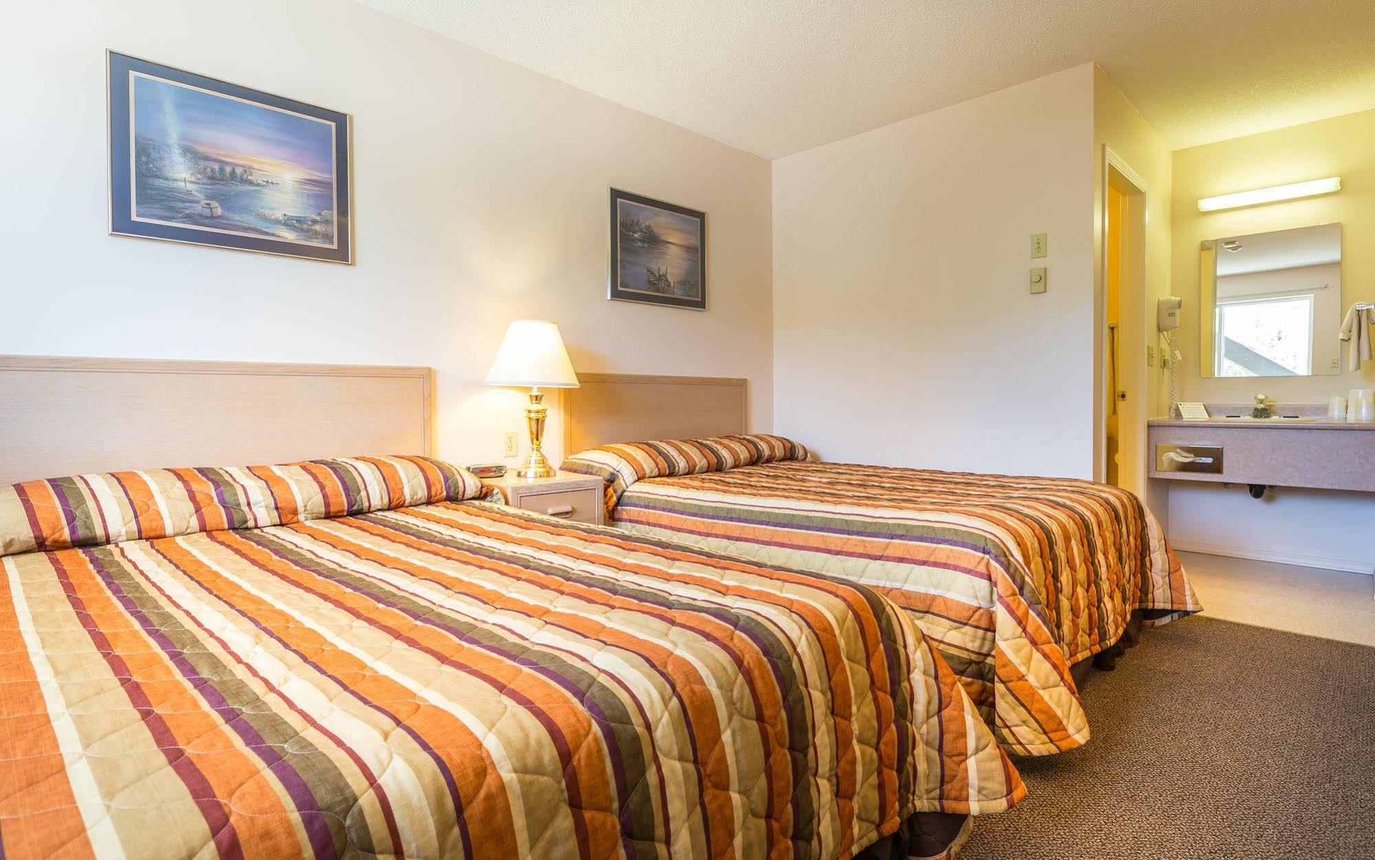 Bon Voyage Inn Prince George Kültér fotó