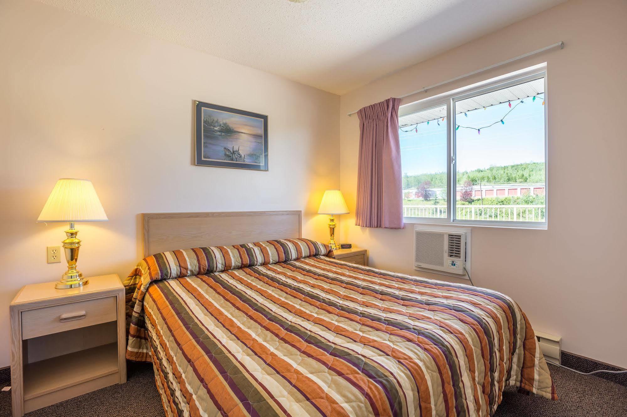 Bon Voyage Inn Prince George Kültér fotó