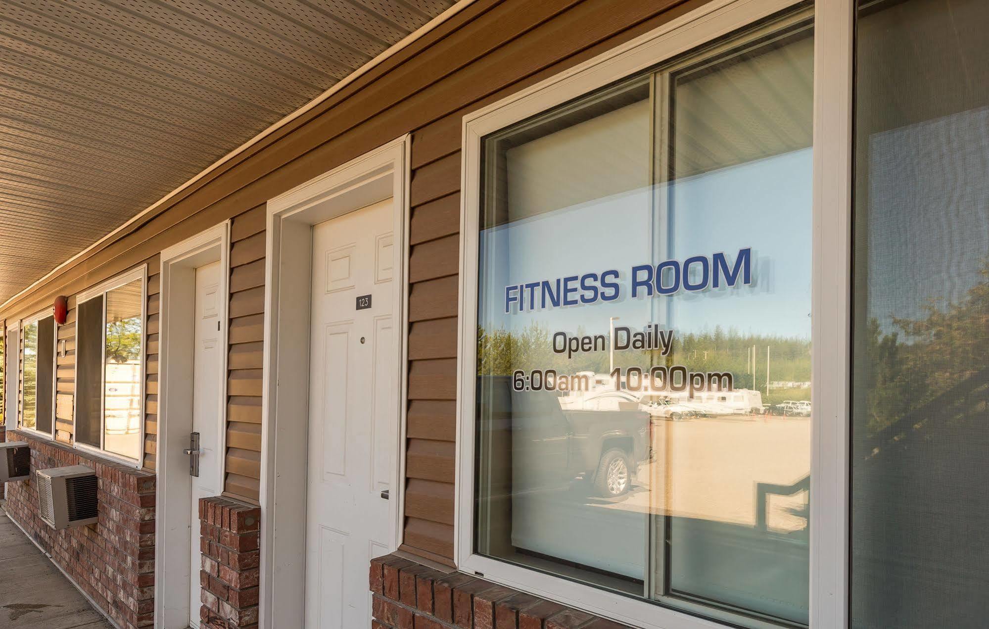 Bon Voyage Inn Prince George Kültér fotó
