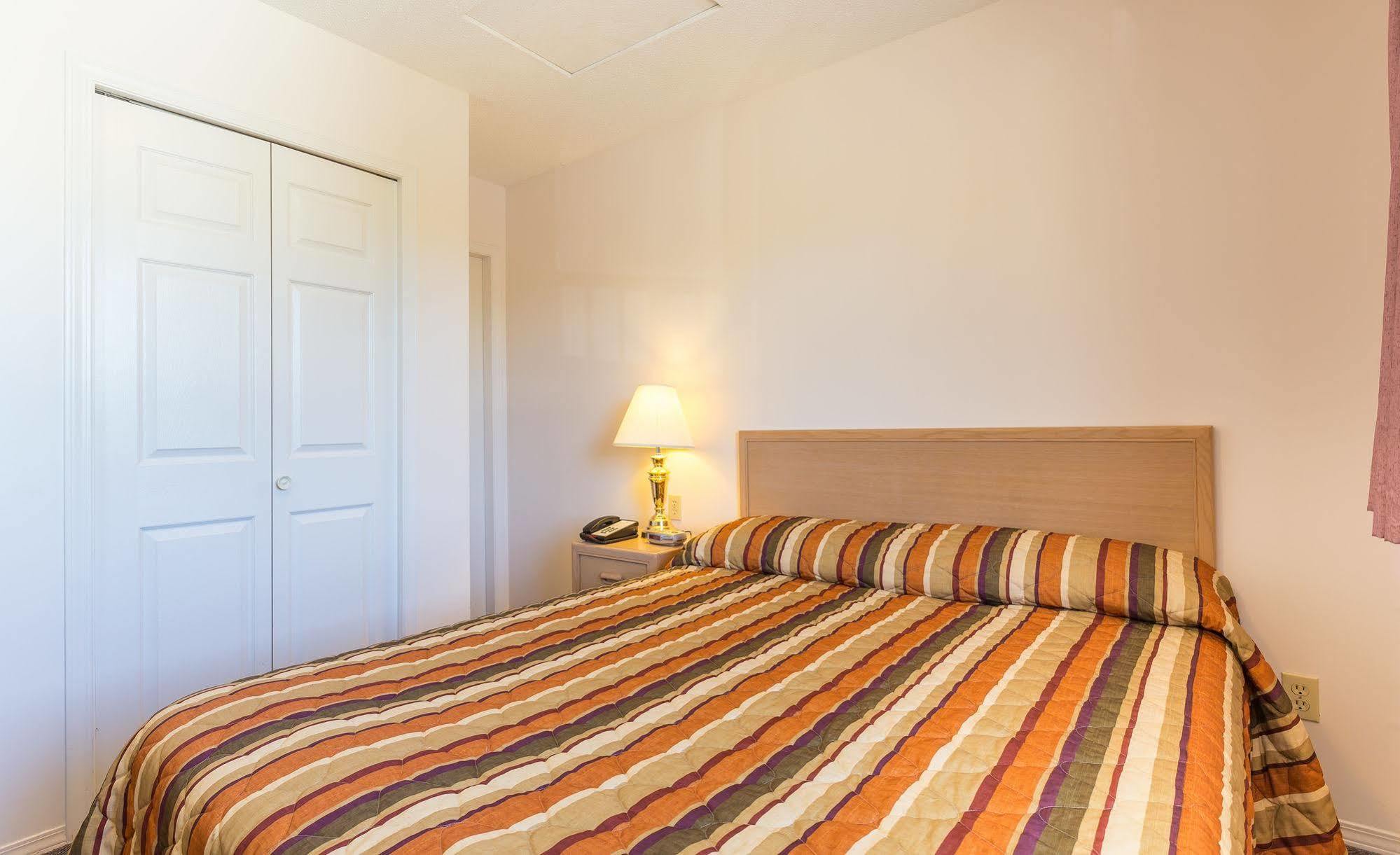 Bon Voyage Inn Prince George Kültér fotó
